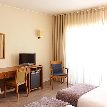 ホテル Dos Loios サンタ・マリア・ダ・フェイラ