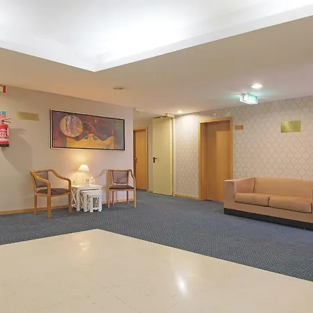 ホテル Dos Loios サンタ・マリア・ダ・フェイラ