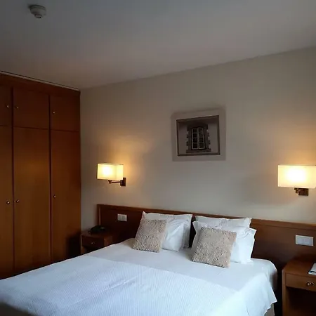 Dos Loios ホテル サンタ・マリア・ダ・フェイラ